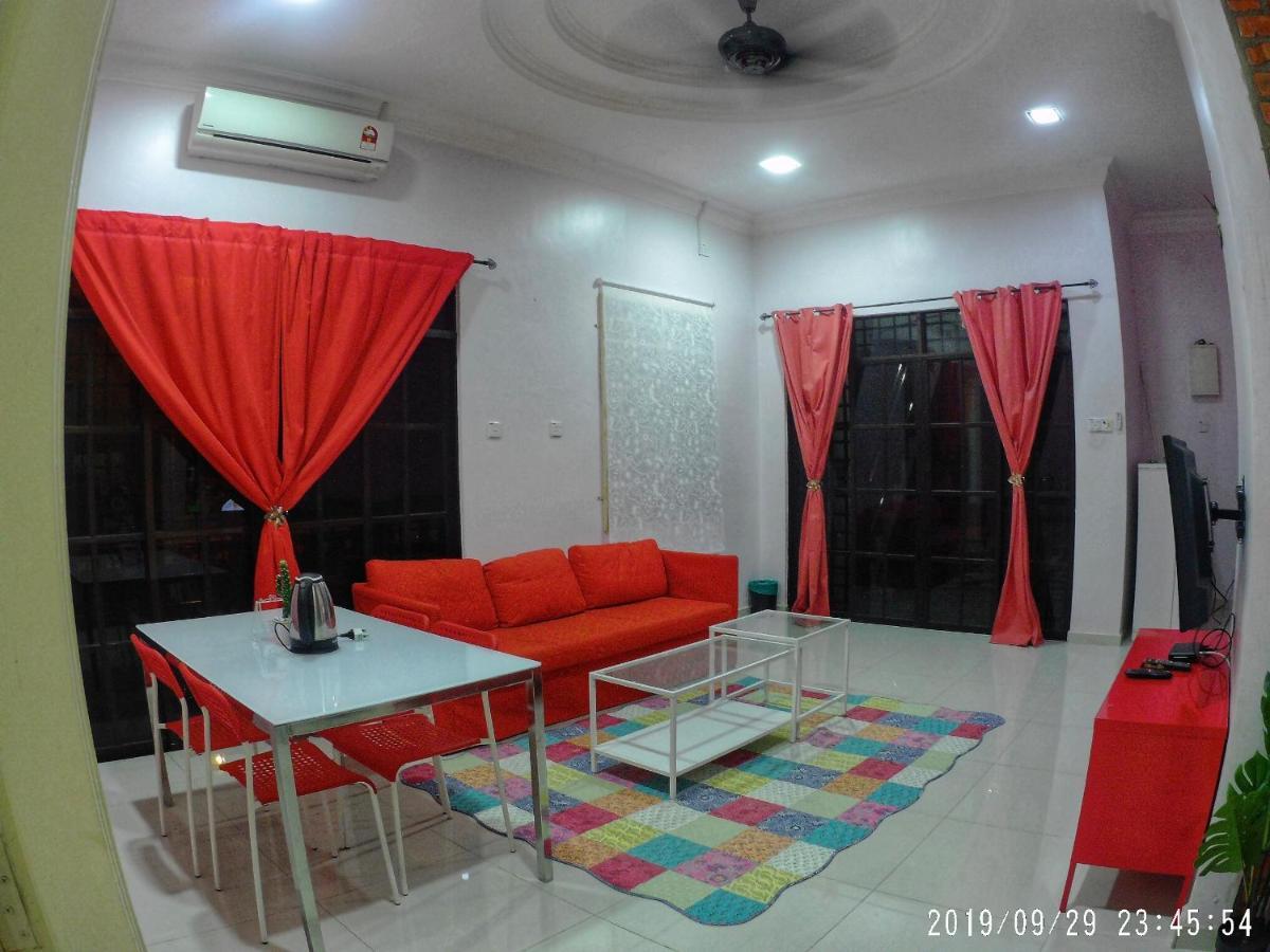 Holiday Homestay 龙运 外观 照片